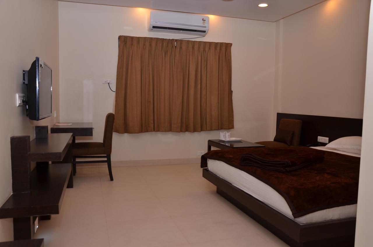 Mohini Royal Hotell Jharsuguda Exteriör bild